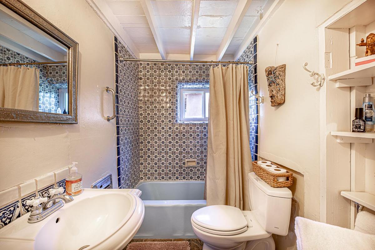 Pet Friendly Pinon Heaven Bed & Breakfast Canada de los Alamos Екстериор снимка