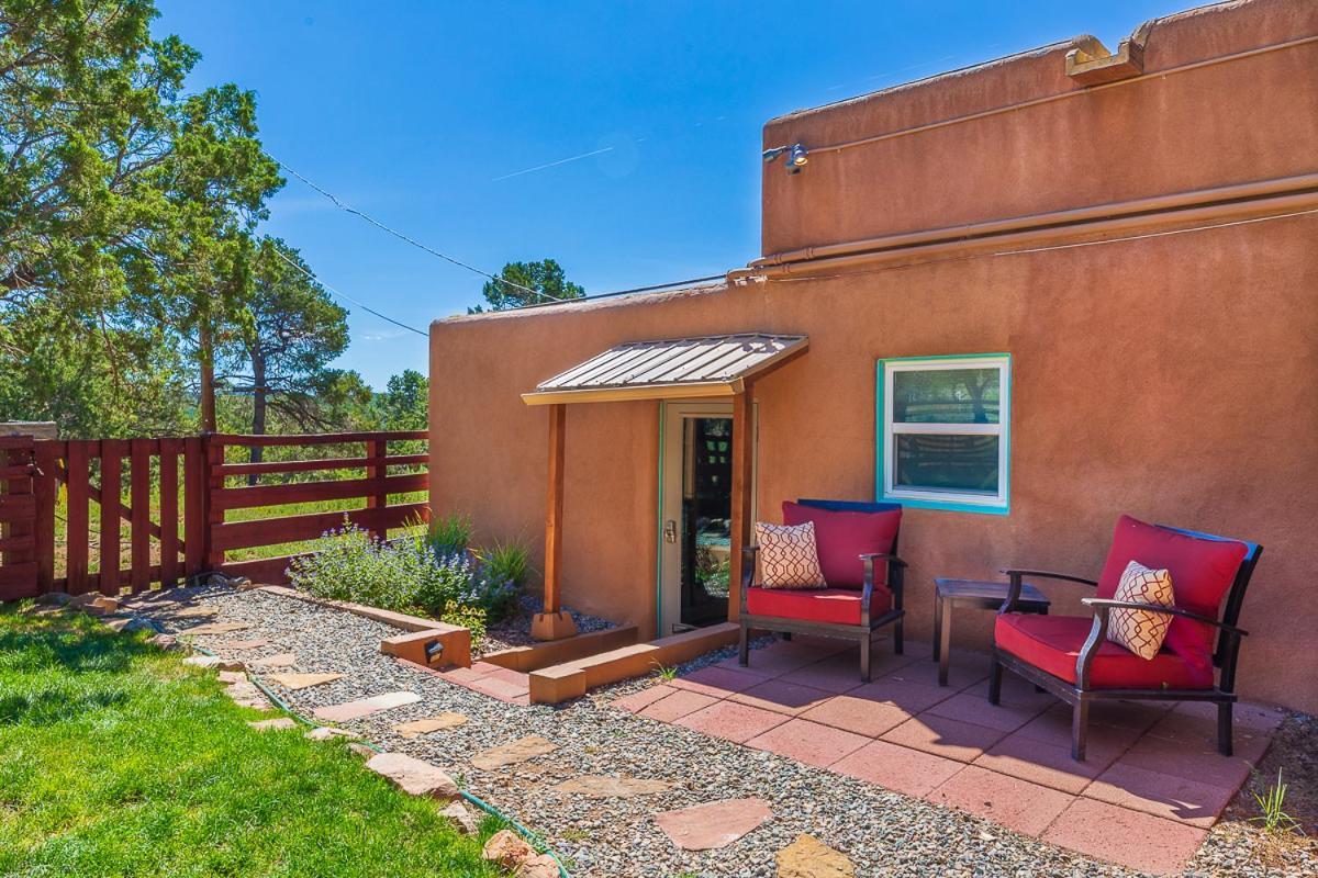 Pet Friendly Pinon Heaven Bed & Breakfast Canada de los Alamos Екстериор снимка